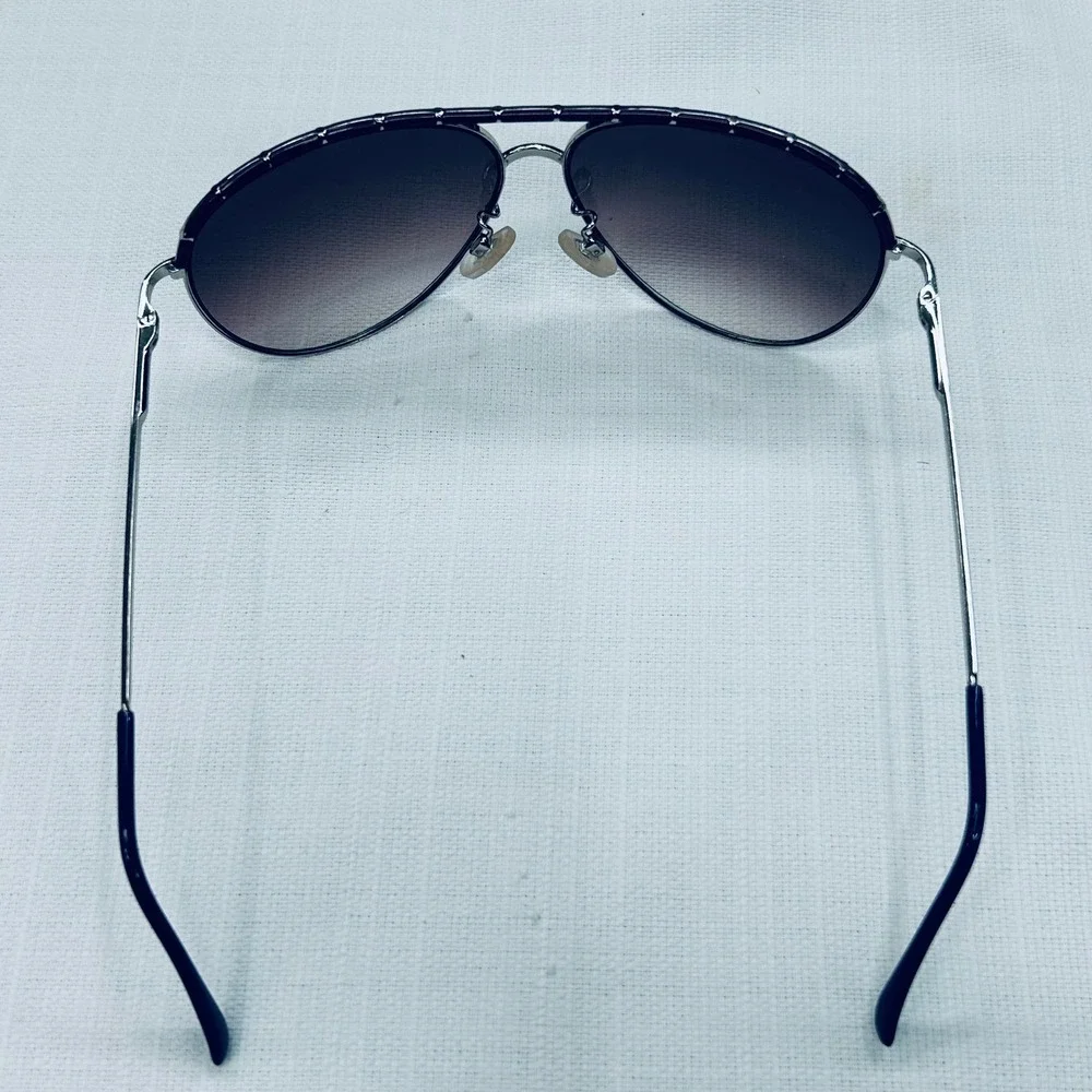American Eagle Outfitters gently pre